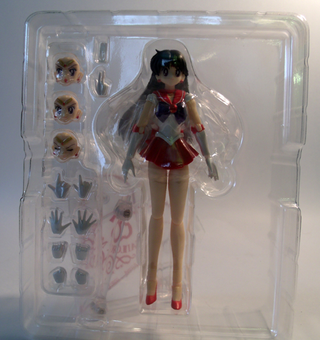 Illustration for article titled The Empress Reviews: Bandai S.H. Figurarts Sailor Mars Figure